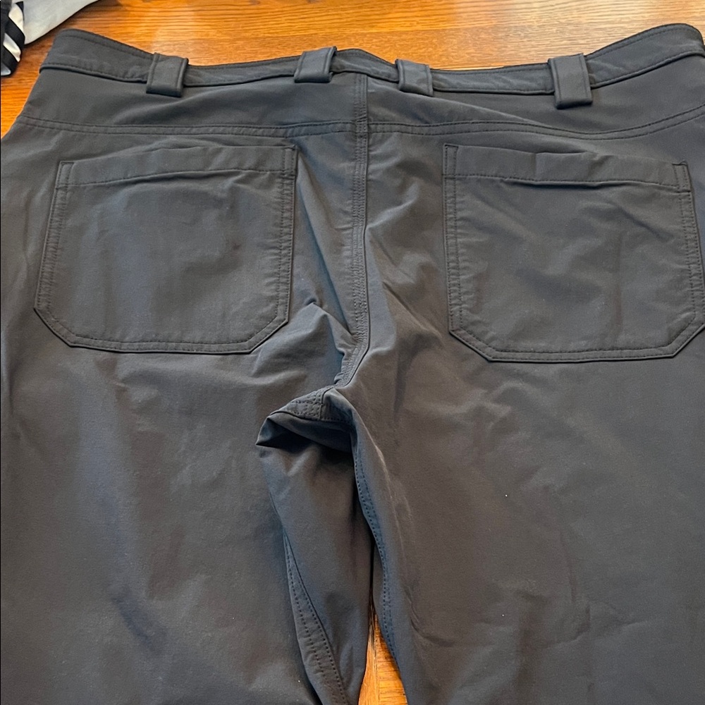 Duluth Trading Co Black Cargo Pants